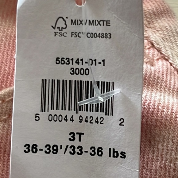 Old Navy pink denim skirt 3T - Picture 6 of 8